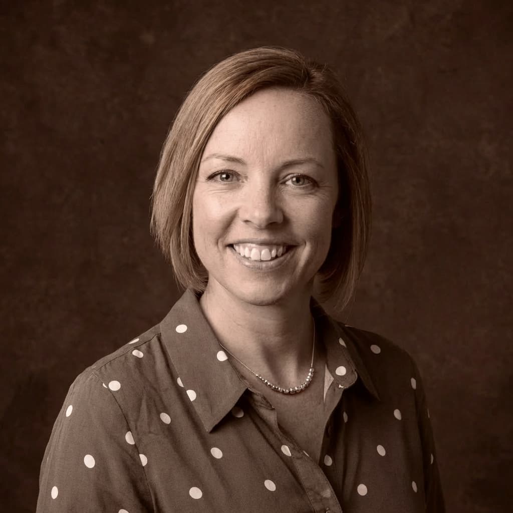 Dr. Jo White (UK)